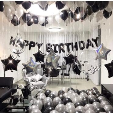 Deluxe Monochrome Balloon Package