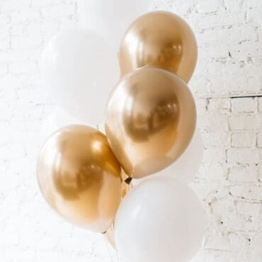 White Gold Chrome Balloon Bouquet