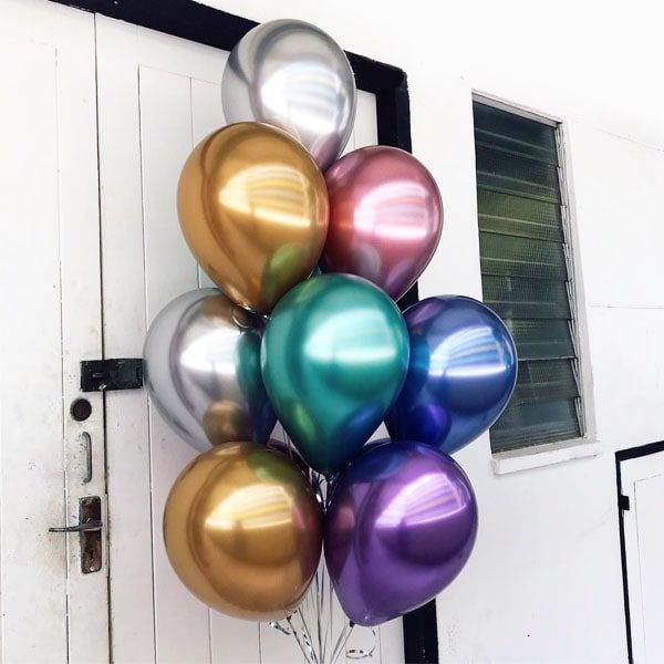 Rainbow Chrome balloon boquet