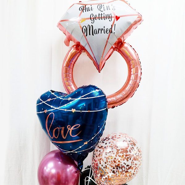 Rose gold ring balloon bouquet