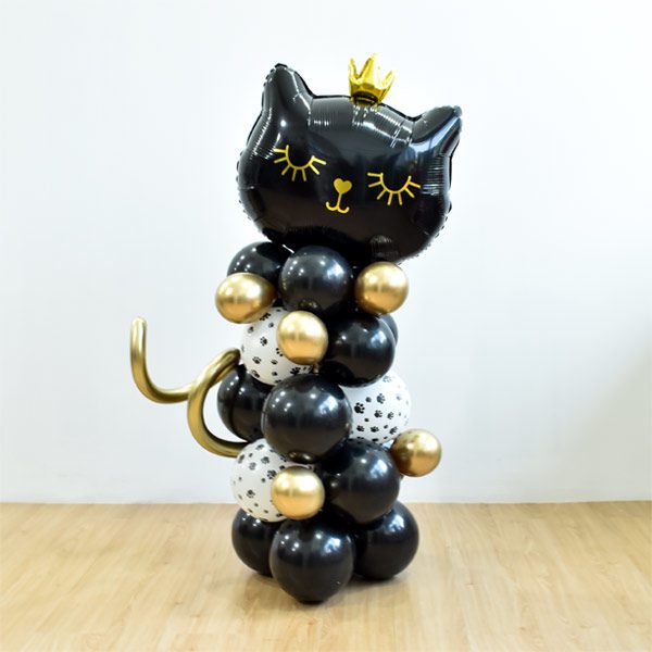 Queen-Cat-Standing-Balloon-Centrepiece