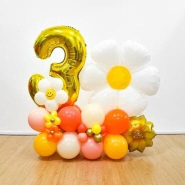 Daisy-Deluxe-Digit-Balloon-Centerpiece