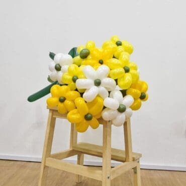 Spring-Season-Twist-Balloon-Flower-Stalk-Bouquet-2