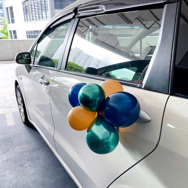 Bom-Bom-Display-Mini-Balloon-Car