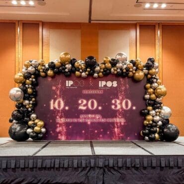 Large wide Board with Balloon Garland