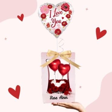 Bloom Box Full of Hearts