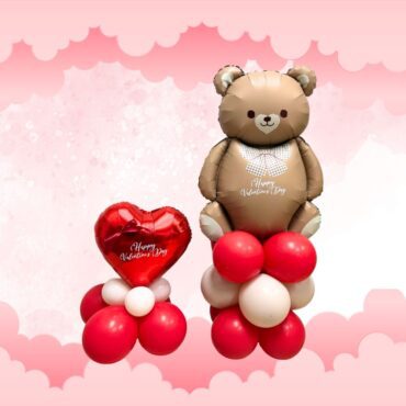 Valentines Bear and heart column