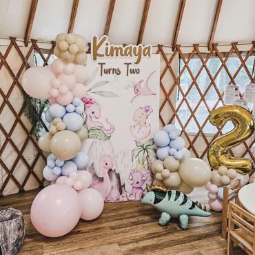 Pastel Dinosaur Girl Theme Balloon Backdrop Decoration
