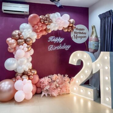 Elegant Ring Frame Balloon Garland with Giant Marquee Lights