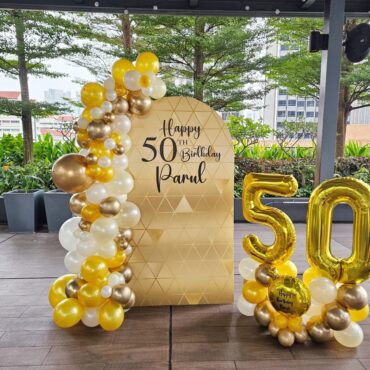 Golden Geometrical Birthday Balloon Backdrop